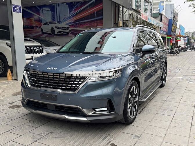 Kia Carnival 2022 Signature 2.2D 7 ghế chạy 5v Km