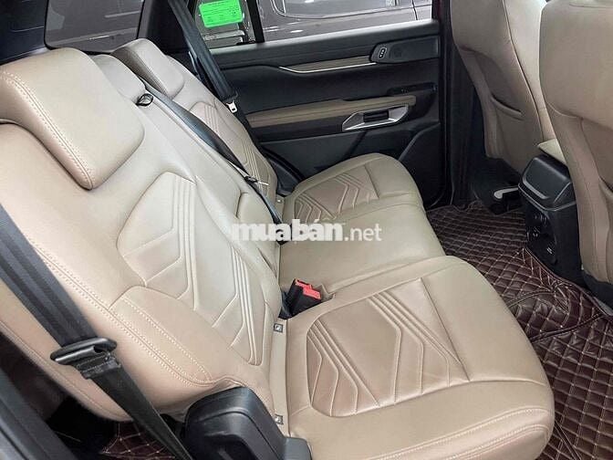 Ford Everest 2022 Titanium 2.0L 4x2 AT - XE LƯỚT