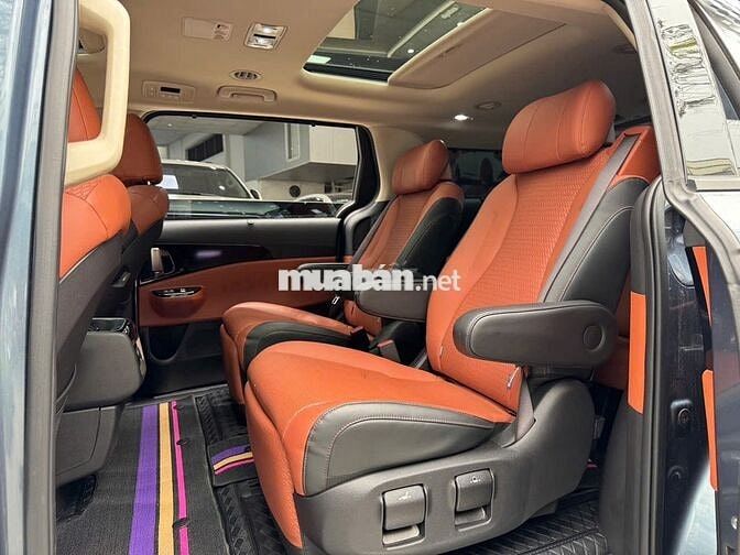 Kia Carnival 2022 Signature 2.2D 7 ghế chạy 5v Km