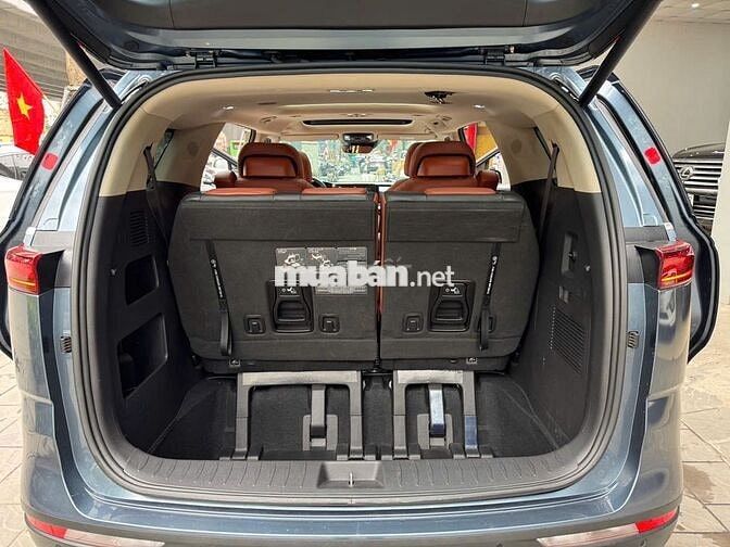 Kia Carnival 2022 Signature 2.2D 7 ghế chạy 5v Km