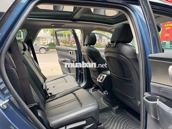 Kia Sorento 2022 Signature 2.2 AT AWD chạy 3v Km