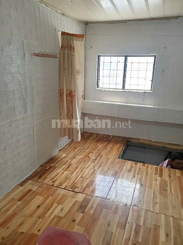 Phòng Trọ Đúc- Đẹp Tường Đỏ Phòng Máy Lạnh