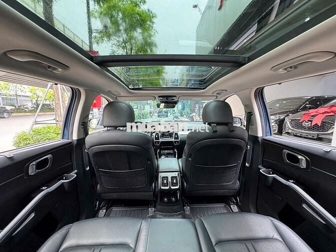 Kia Sorento 2022 Signature 2.2 AT AWD chạy 3v Km