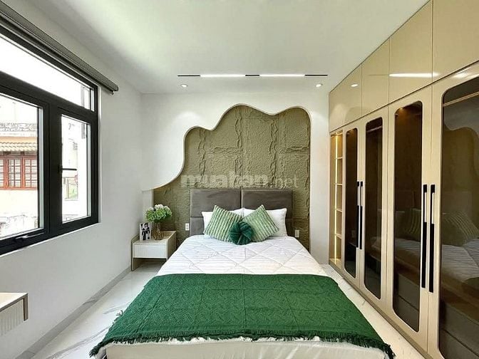 Săn sale nhà   Nhà Hùng Vương Quận 10 các đ. Ẩm thực Hồ Thị Kỷ 100m