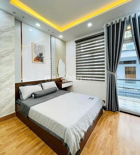 Cần bán nhà Lam Sơn P.2 Tân Bình DT: 42,9m2 Giá: 3tỷ150tr