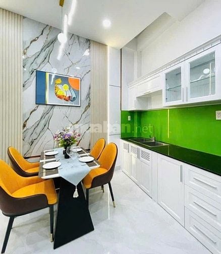 Cần bán nhà Lam Sơn P.2 Tân Bình DT: 42,9m2 Giá: 3tỷ150tr