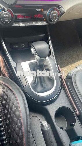 Đổi 7 chỗ cần bán Kia K3 2022 1.6 Luxury