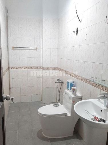  Cho Thuê Nhà Mặt Tiền 207a Nguyễn Mình Hoàng, Phường 12, Quận Tân Bìn