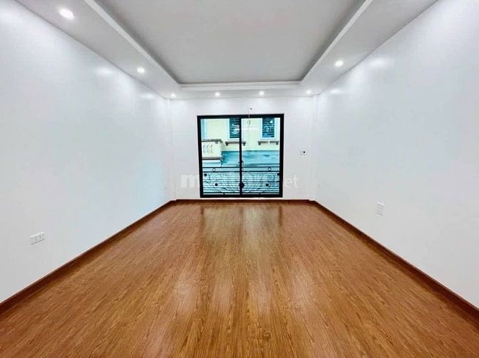 GẤP NHÀ FULL 5 TẦNG – SỔ ĐẸP Ở XUÂN ĐỈNH