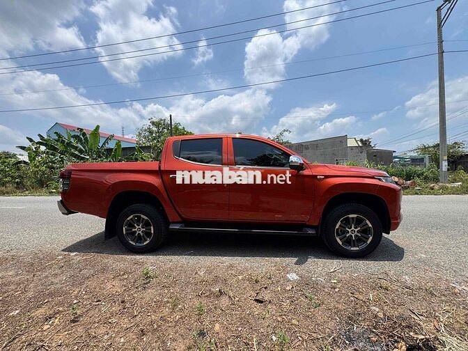 Mitsubishi Triton 2023 4x2 AT
