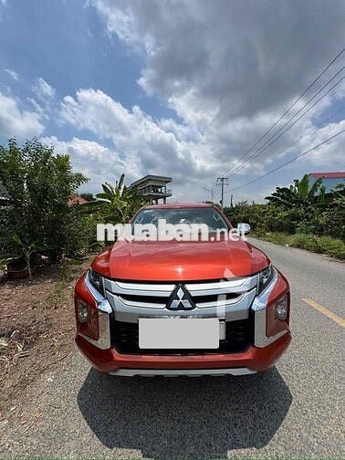 Mitsubishi Triton 2023 4x2 AT