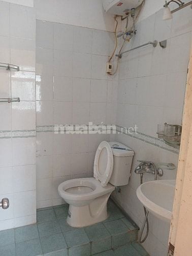 Cho thuê căn hộ Nơ 4a Linh Đàm-LH: 0945275636