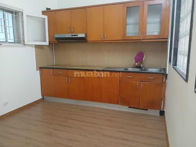 Cho thuê căn hộ Nơ 4a Linh Đàm-LH: 0945275636