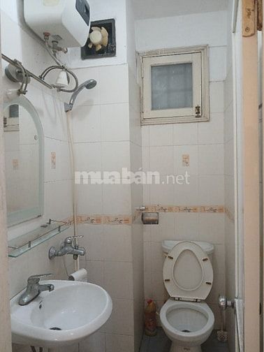Cho thuê căn hộ Nơ 4a Linh Đàm-LH: 0945275636