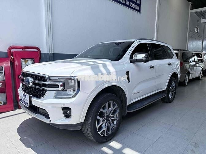 Ford Everest 2023 Titanium 4x4 nhập Thái - có XHĐ