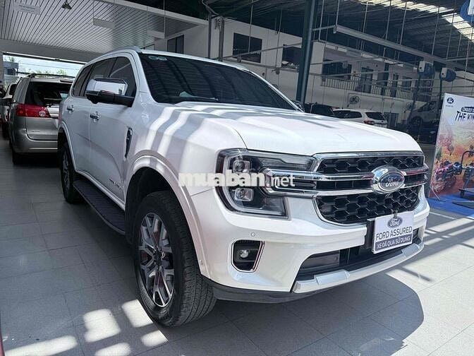 Ford Everest 2023 Titanium 4x4 nhập Thái - có XHĐ