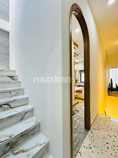 Bán nhà rộng 67m² Nguyễn Đình Chiểu P5 Quận 3. Giá 2 tỷ300 sổ riêng