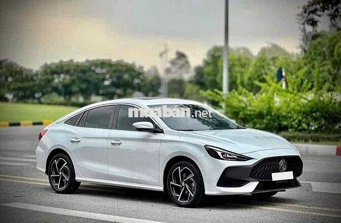 MG MG5 2025