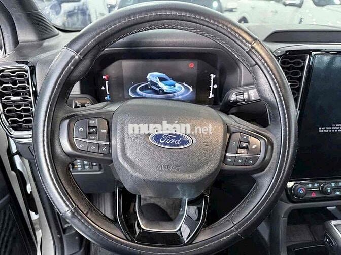 Ford Everest 2022 Titanium 2.0L AT 4x2