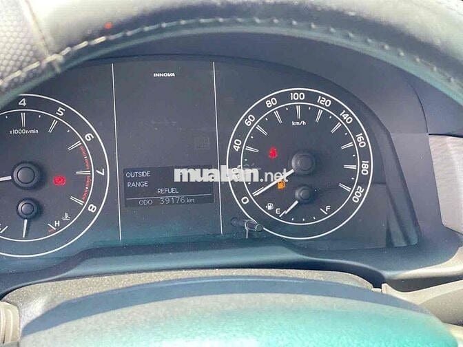 Toyota Innova 2023 2.0E MT - 39000 km