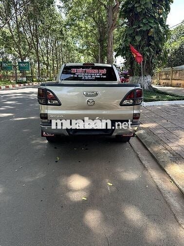 Gd cần bán mazda BT50 2015 bản đủ số tđ chính chủ