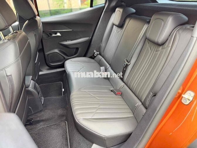 Peugeot 2008 GT-Line 1.2 AT sản xuất 2024