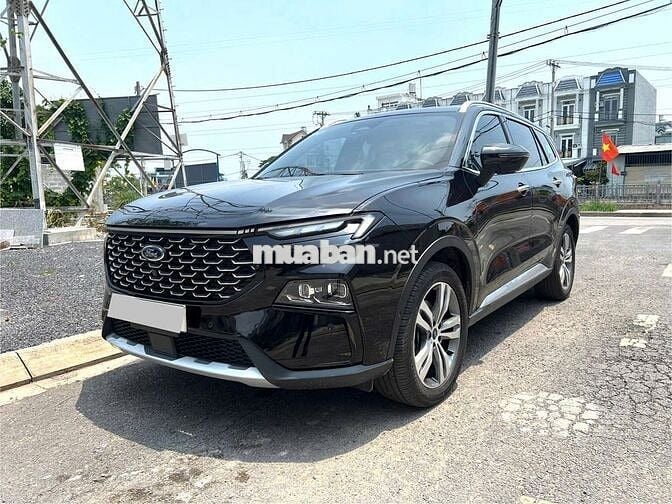Cần bán Ford Territory 2023 Titanium X- siêu lướt