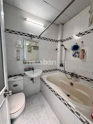 NHÀ CHO THUÊ NGUYÊN CĂN HẺM 1806/23/ CẦU PHÚ XUÂN-TT.NHÀ BÈ, GIÁP Q.7