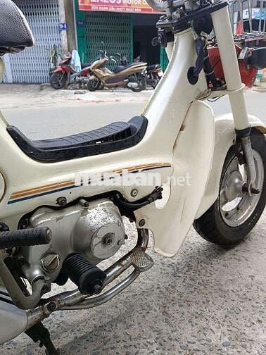 Chaly đèn vuông đời 84