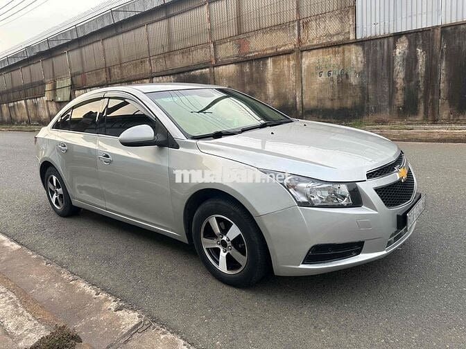 Chevrolet Cruze 2010 LS 1.6 MT - Xe máy số cực êm