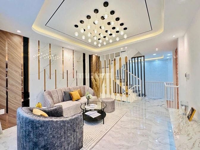 Nhà đẹp 60m2 Ni Sư Huỳnh Liên, P10, Tân Bình. Xây 1 trệt 3 lầu, hẻm 6m