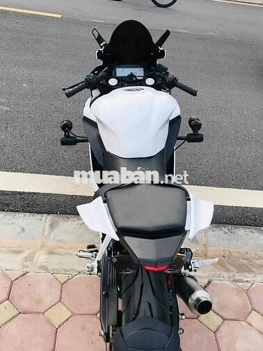 R15v3 độ đẹp