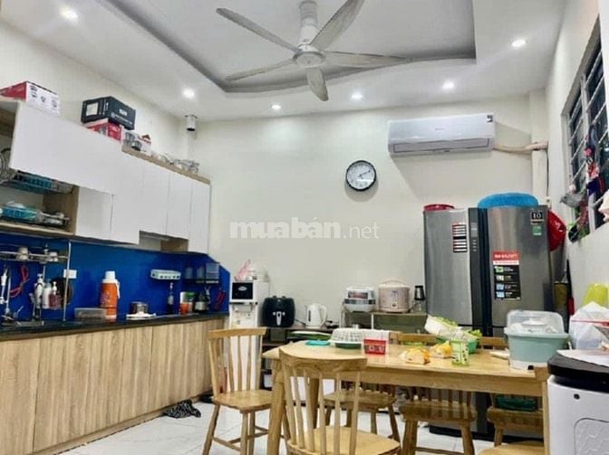 BÁN NHÀ 4 TẦNG ĐẸP GIÁ TỐT – TỔ 13, YÊN NGHĨA – GẦN CHỢ – SỔ ĐỎ CHÍNH 