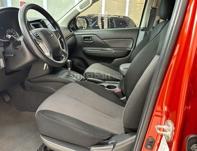 Mitsubishi Triton 4x2 AT MIVEC 2020 - 70.000km