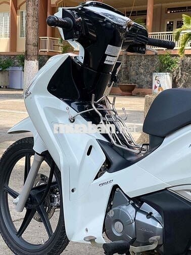 Honda fuled trắng đẹp leng keng