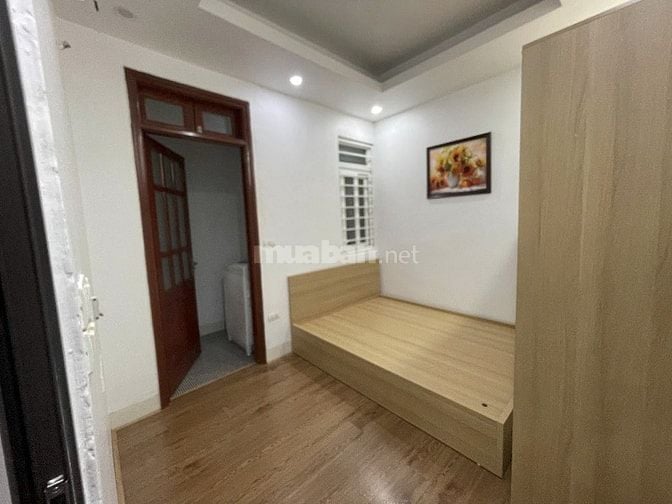 Chính chủ cho thuê CCMN 46m2 2PN + 1PK tại ngách 4/376 Khương Đình