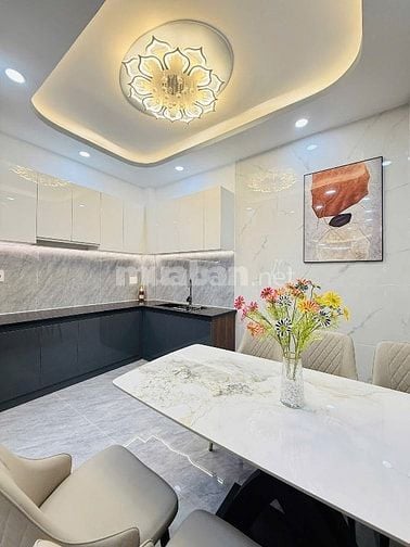 Chỉ 1 căn duy nhất. Đường Lê Quý Đôn, P11,Phú Nhuận hẻm 6m giá 2,56tỷ.