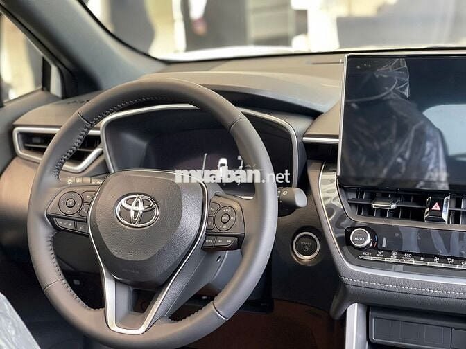 TOYOTA COROLLA CROSS 1.8 HYBRID MÀU TRẮNG SX 2025