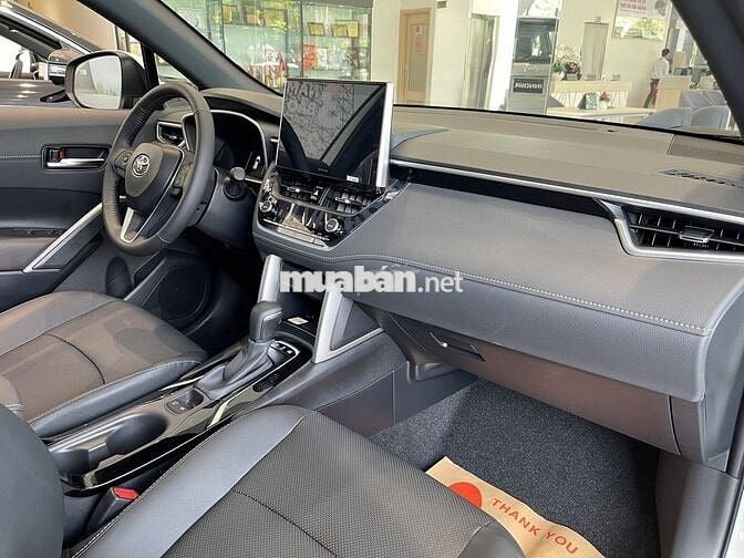 TOYOTA COROLLA CROSS 1.8 HYBRID MÀU TRẮNG SX 2025