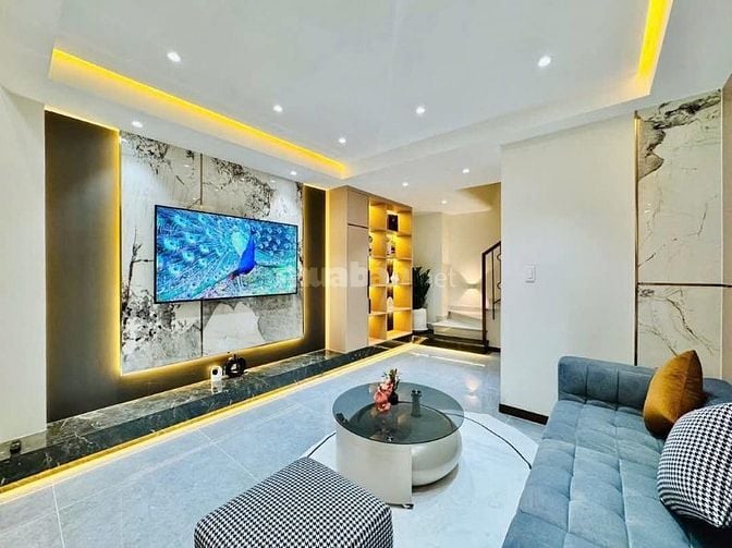 NHÀ ĐẸP GIÁ CỰC TỐT| đường Đoàn Văn Bơ P8 Q4| hẻm xe hơi|DT 55m2