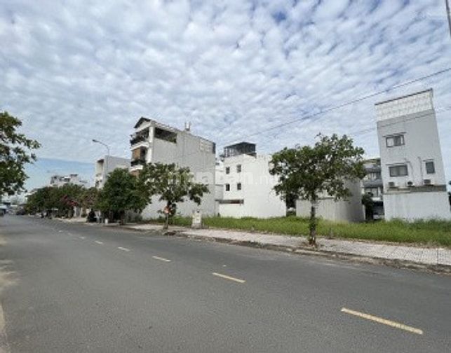 Ngân hàng thanh lý 30 nền đất KDC Phú Xuân , Nhà Bè. .3.5 tỷ /100m2
