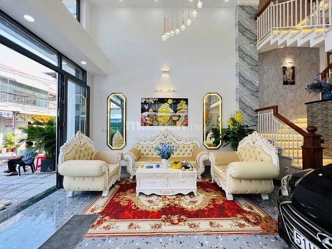 Nhà ngang lớn 5,5m đường Bùi Văn Ba, Quận 7. Giá 5,060 tỷ