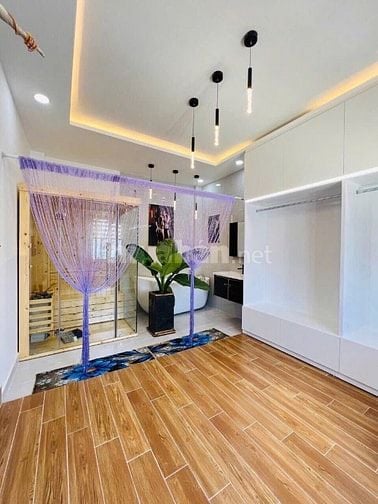 Nhà ngang lớn 5,5m đường Bùi Văn Ba, Quận 7. Giá 5,060 tỷ