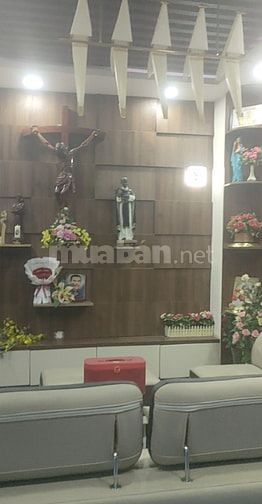 Nhà 5 tầng Nguyễn Duy Trinh.32 tỷ