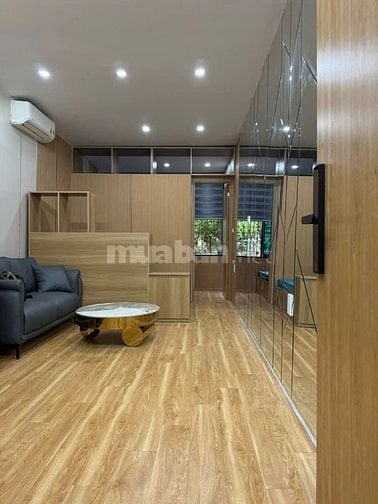 Bán căn hộ tầng 2 Tập Thể Nam Thành Công (20 Láng Hạ) 50m2 , full nội 