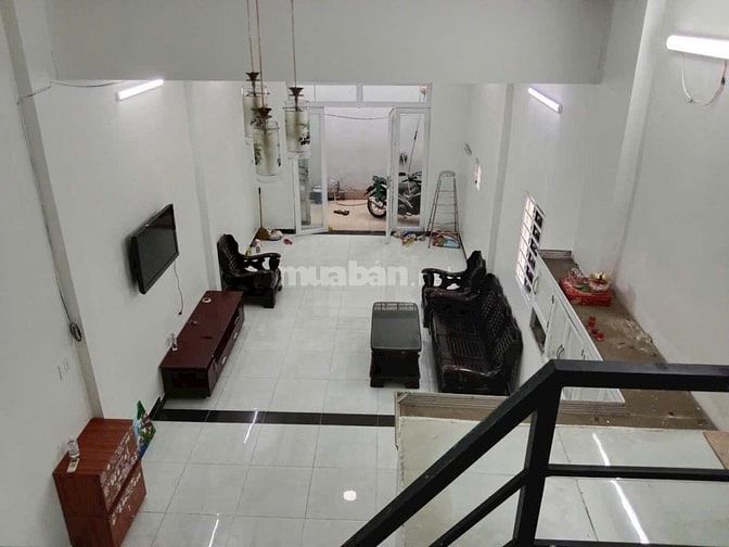Chủ ngộp bank bán gấp căn nhà 67m2 hxh 5m Trần Não,Q2,giá 945tr,SHR