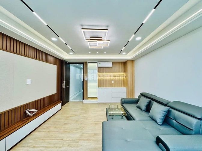 Bán nhà ở đường Nguyễn Văn Đậu, phường 11, quận Bình Thạnh, giá 2 tỷ 4