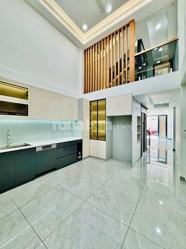 Bán nhà ở đường Nguyễn Văn Đậu, phường 11, quận Bình Thạnh, giá 2 tỷ 4