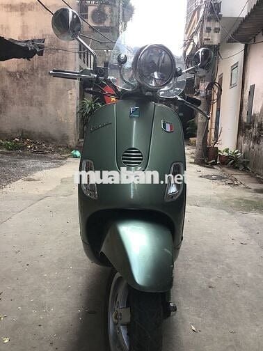 Vespa LXV nhập khẩu chất như nước cất