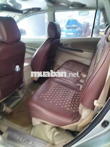 Toyota Innova 2014 E - 150000 km